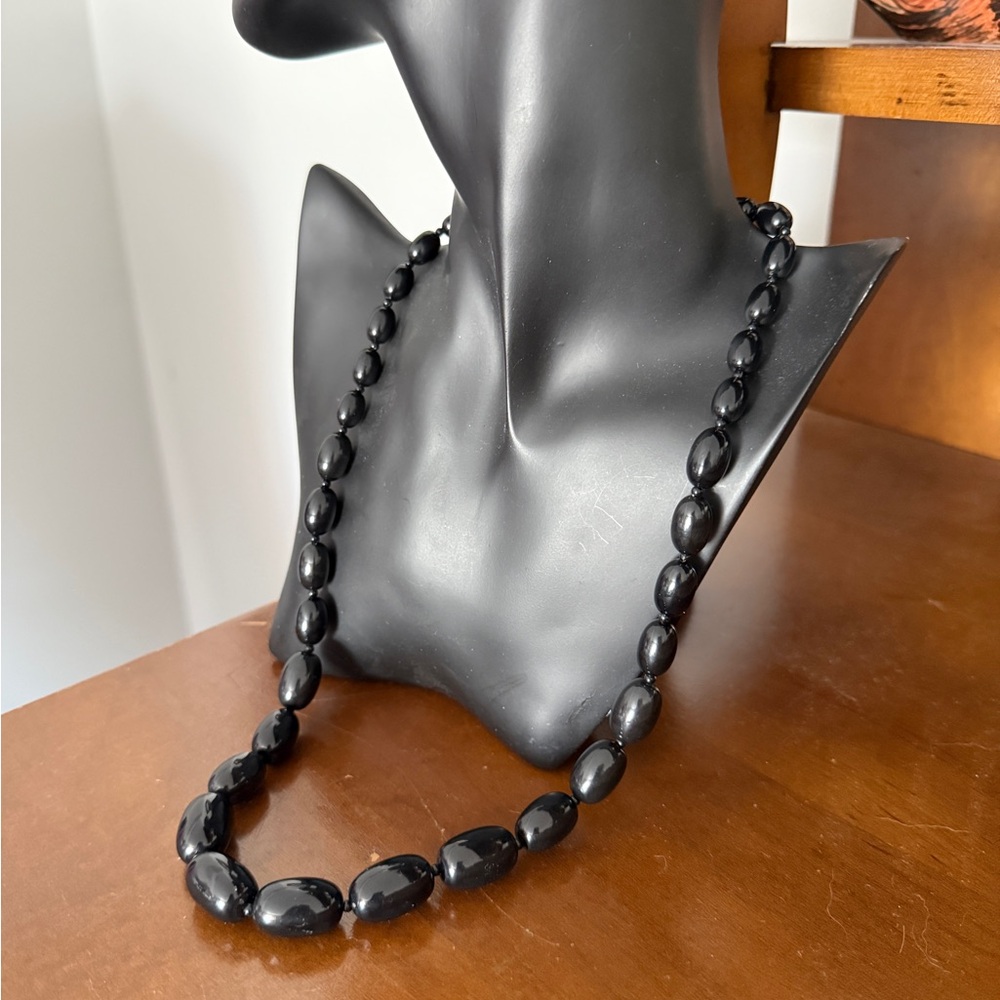 Elegant Black Beaded Necklace